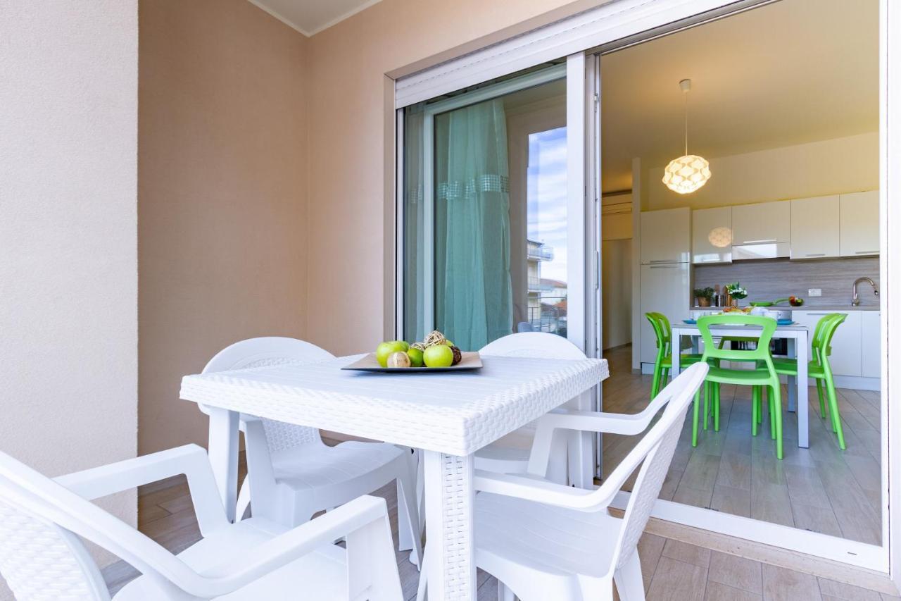 Apartamento Giada 1P - Palazzina Laura Myho Casa Tortoreto Exterior foto